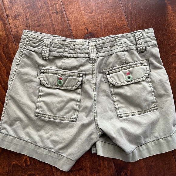 Gap Green Cargo Shorts - Picture 2 of 2